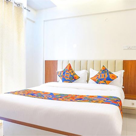 Fabhotel Majestic Luxurious - Nr Rajaram Bhiku Pathare Stadium 浦那 外观 照片