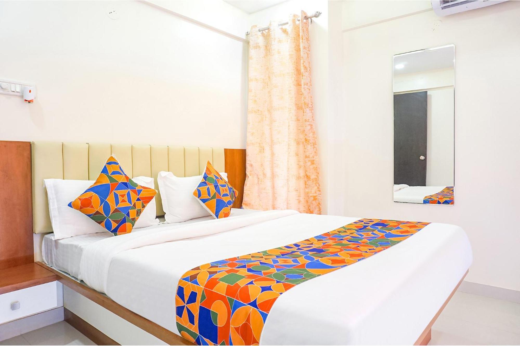 Fabhotel Majestic Luxurious - Nr Rajaram Bhiku Pathare Stadium 浦那 外观 照片