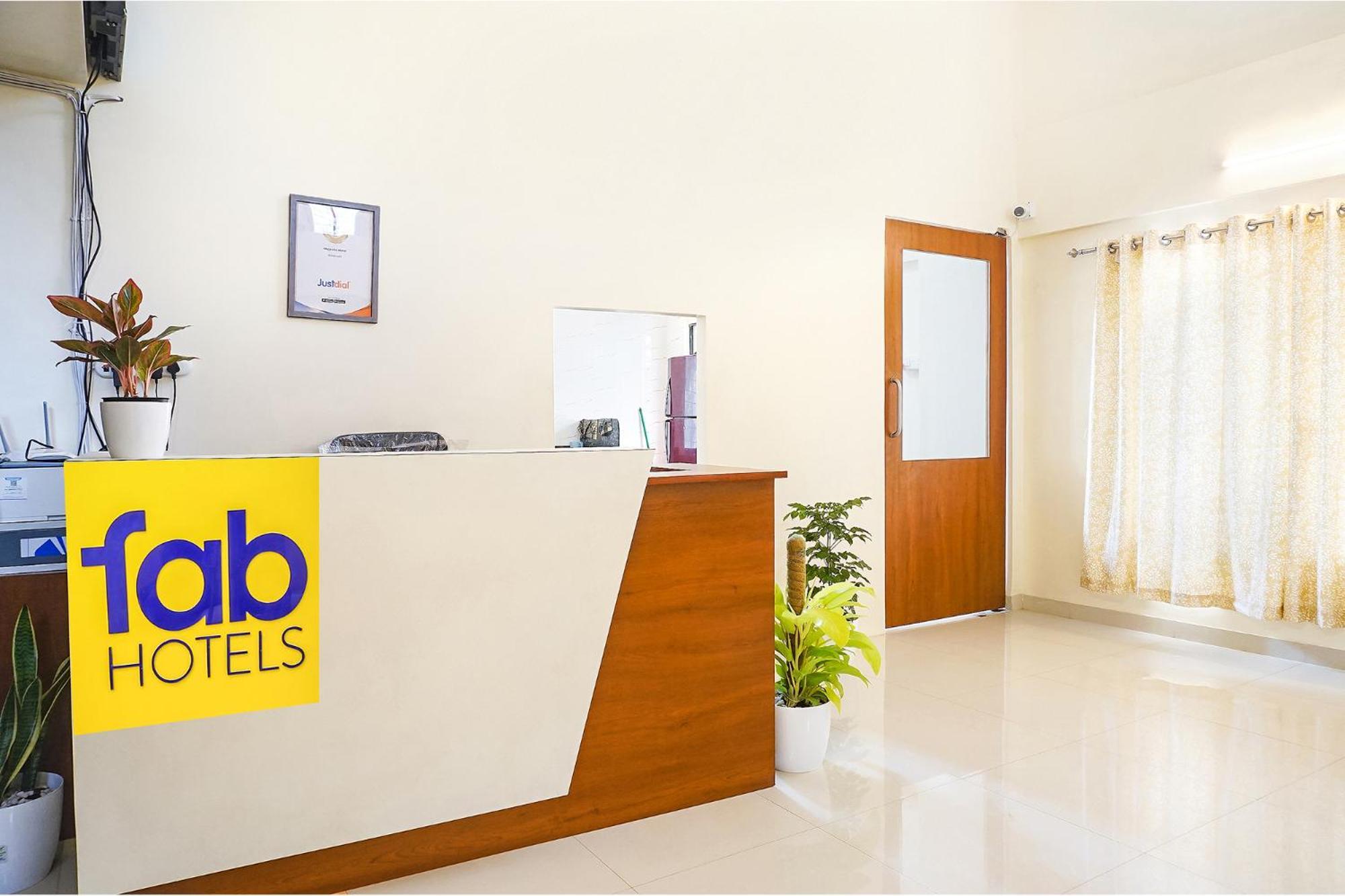 Fabhotel Majestic Luxurious - Nr Rajaram Bhiku Pathare Stadium 浦那 外观 照片