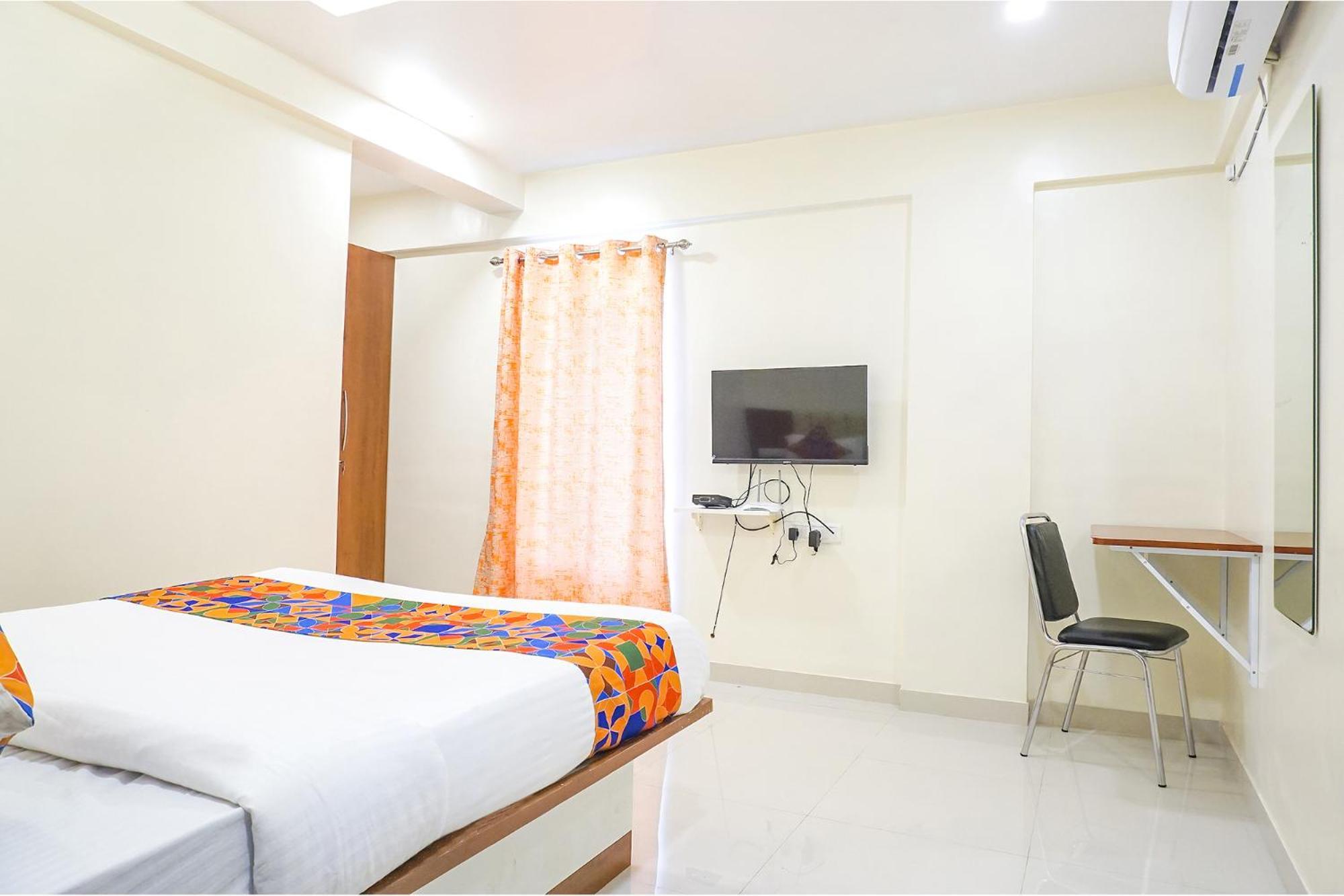 Fabhotel Majestic Luxurious - Nr Rajaram Bhiku Pathare Stadium 浦那 外观 照片