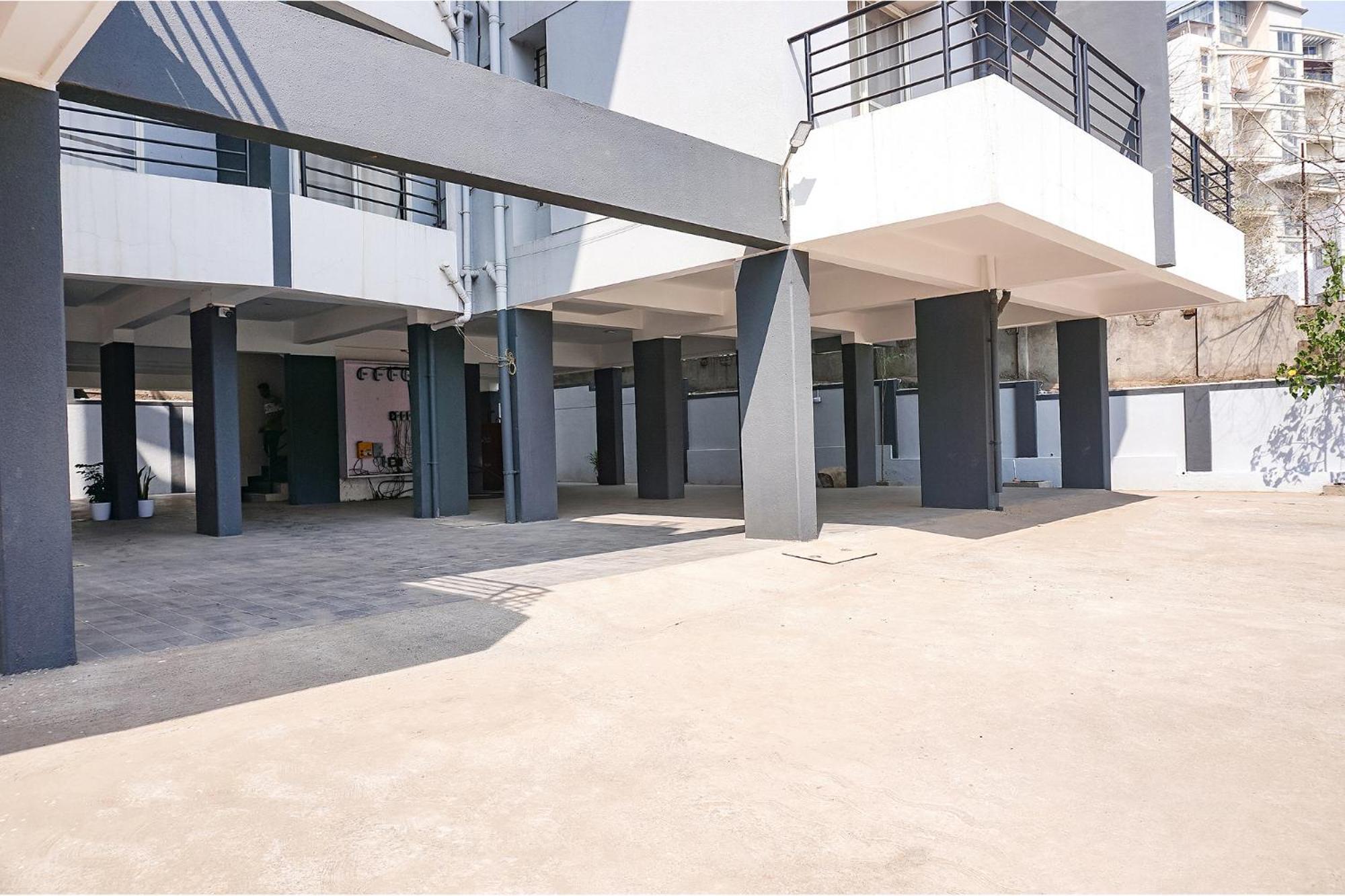 Fabhotel Majestic Luxurious - Nr Rajaram Bhiku Pathare Stadium 浦那 外观 照片